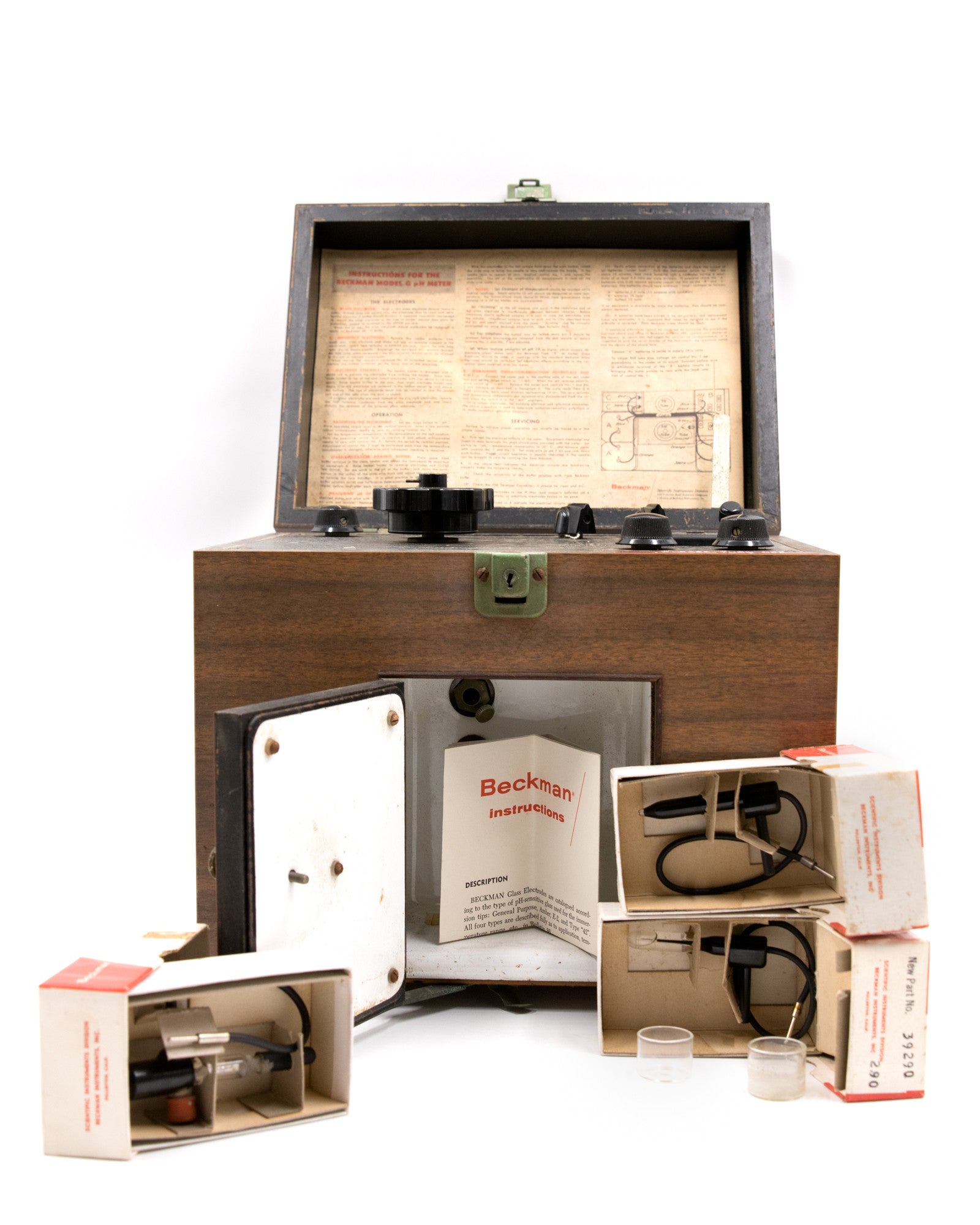 Laboratory Equipment - Beckman Glass Electrode pH Meter, Model G